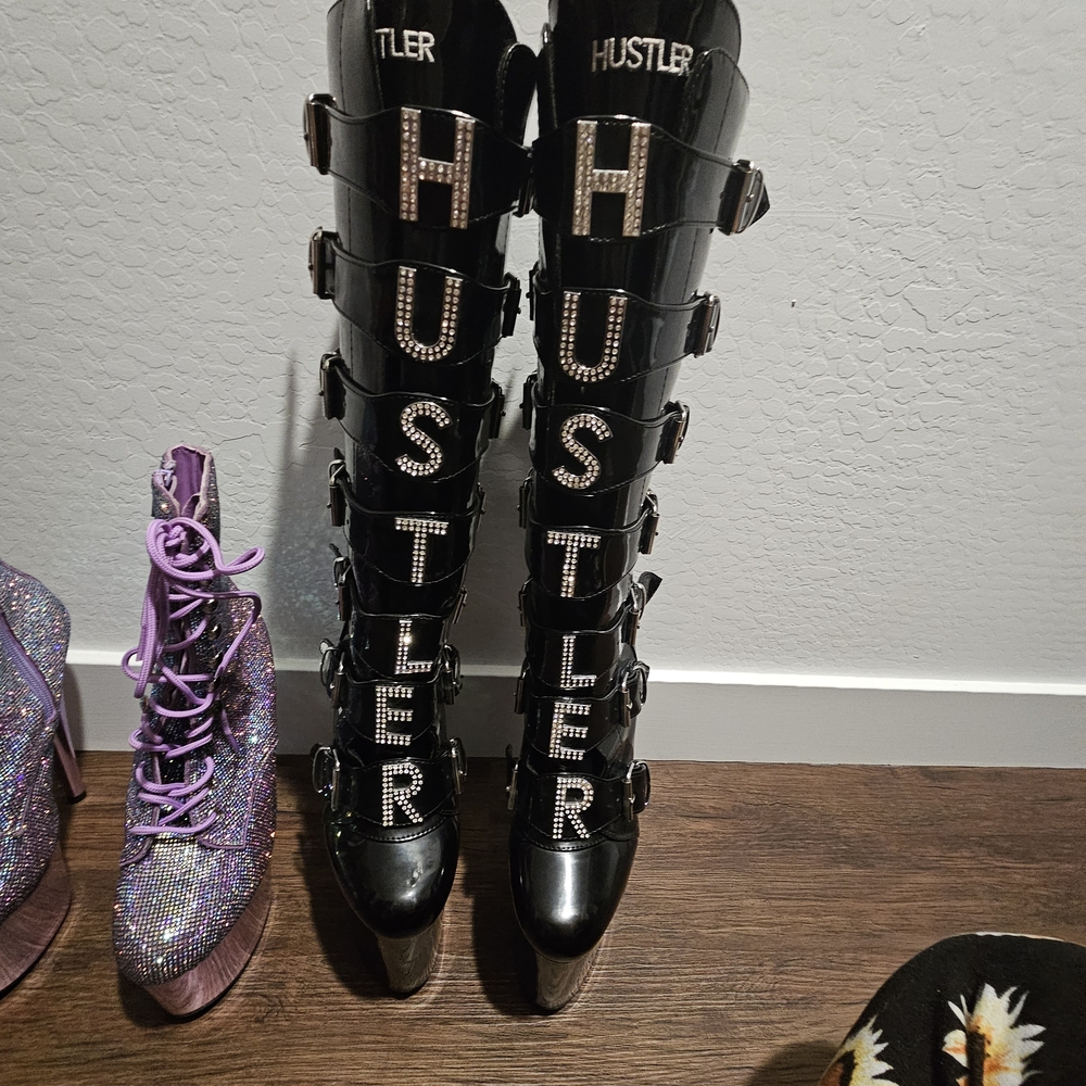 Hustler Hollywood Glossy Black Heeled Boots with Striking Silver Accents